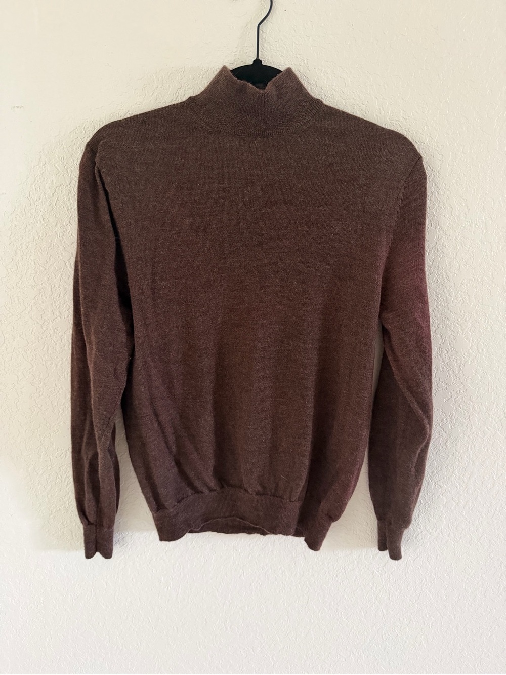 Club Room 100% Merino Wool Mock Neck Sweater Slim Fit Brown S / M